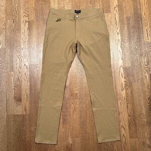 Unbound Merino Wool Travel Pants Stretch Made in Canada Slim Beige Khaki Mens 34